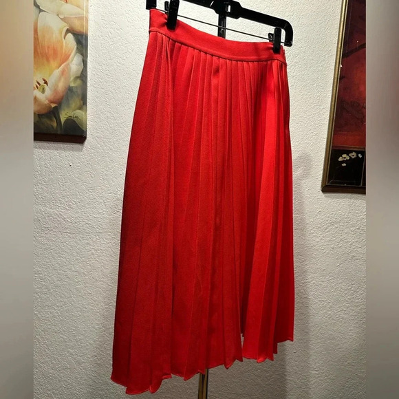 Kate Spade Coral Pleated Skirt Women's Size 4 - Picture 3 of 11